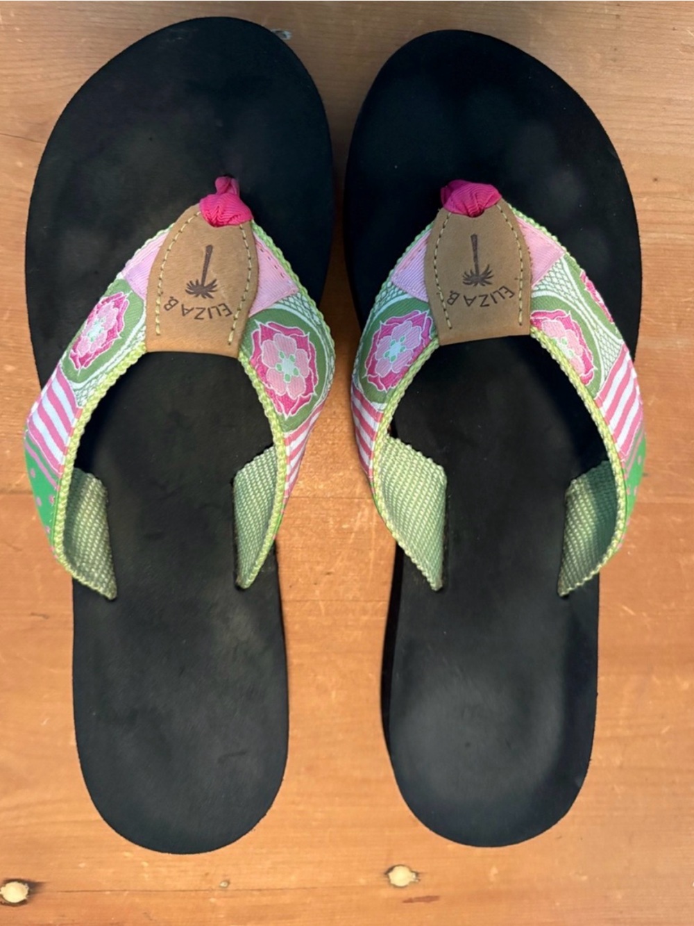 EUC, ELIZA B Pink & Green Floral Woven Flip Flop Sandal, Black Sole, Fits Size 9